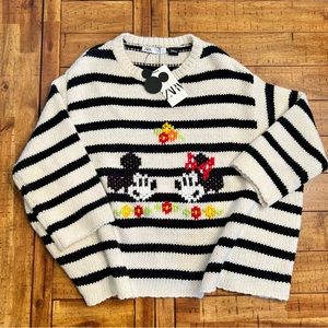 NWT Medium Zara Disney Mickey & Minnie Knit Striped Sweater Poncho Oversized